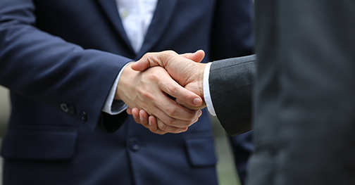 Cooperación a largo plazo y mecanismo de seguimiento posventa